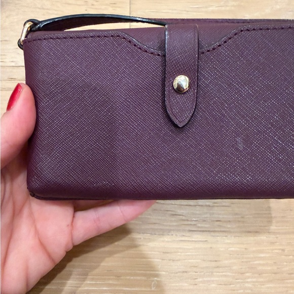 Kate Spade Burgundy Crossbody wallet/iPhone bag - Picture 7 of 11